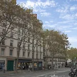 Amazingapartment #gallerieslafayette #madeleine#ac Parijs