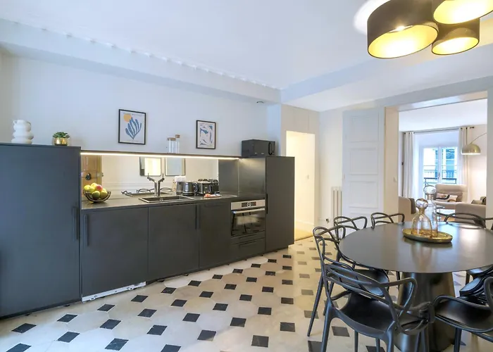 Amazingapartment #gallerieslafayette #madeleine#ac * Paris