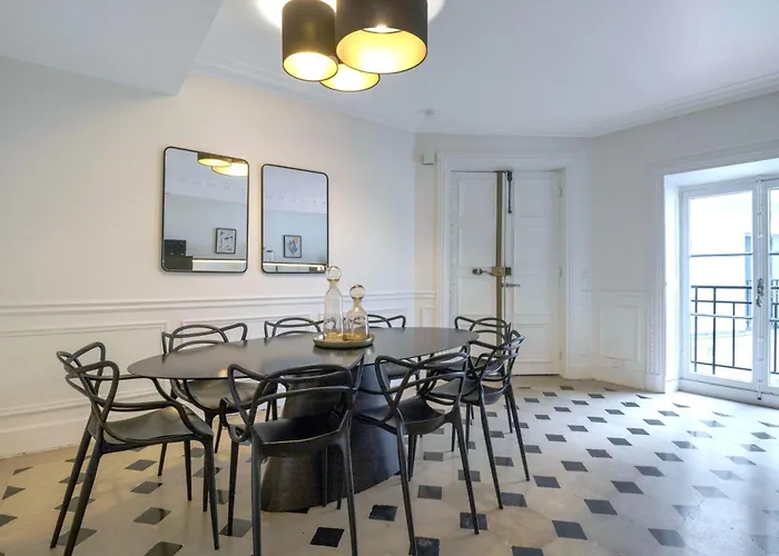 Amazingapartment #gallerieslafayette #madeleine#ac *